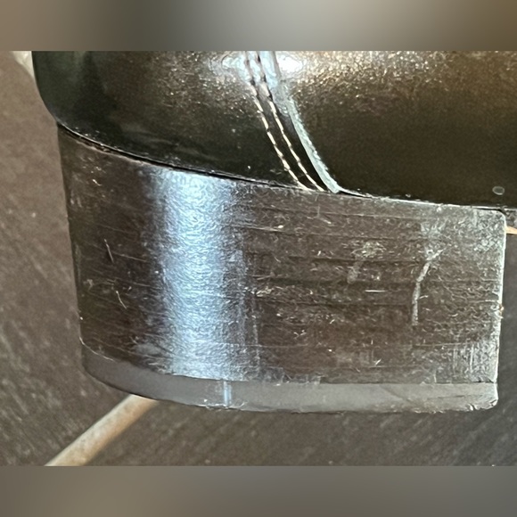 Ferragamo Bronze Patent Ladies Shoes - Picture 7 of 9